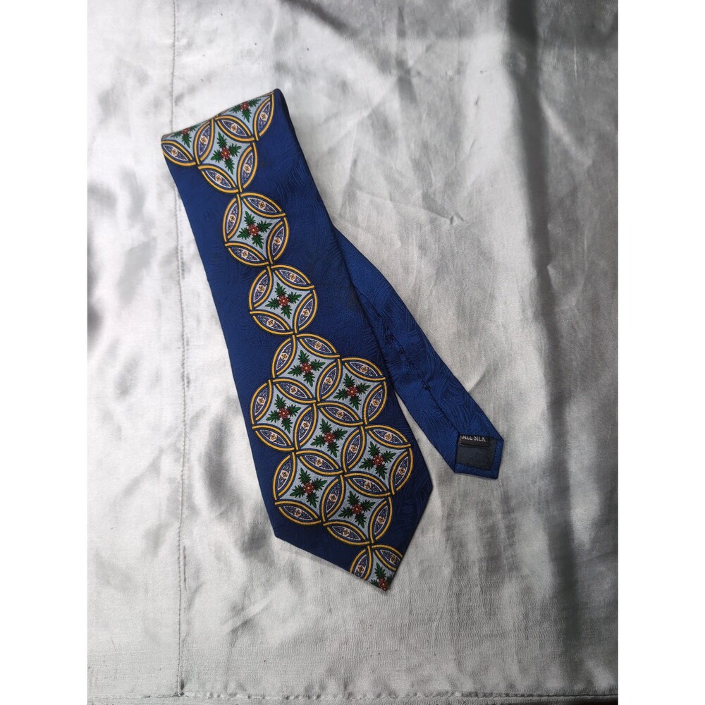 VTG Rush Limbaugh No Boundaries Silk Christmas Tie Kaleidoscope Blue Holly 90s